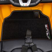 Lamborghini URUS 12V Geel