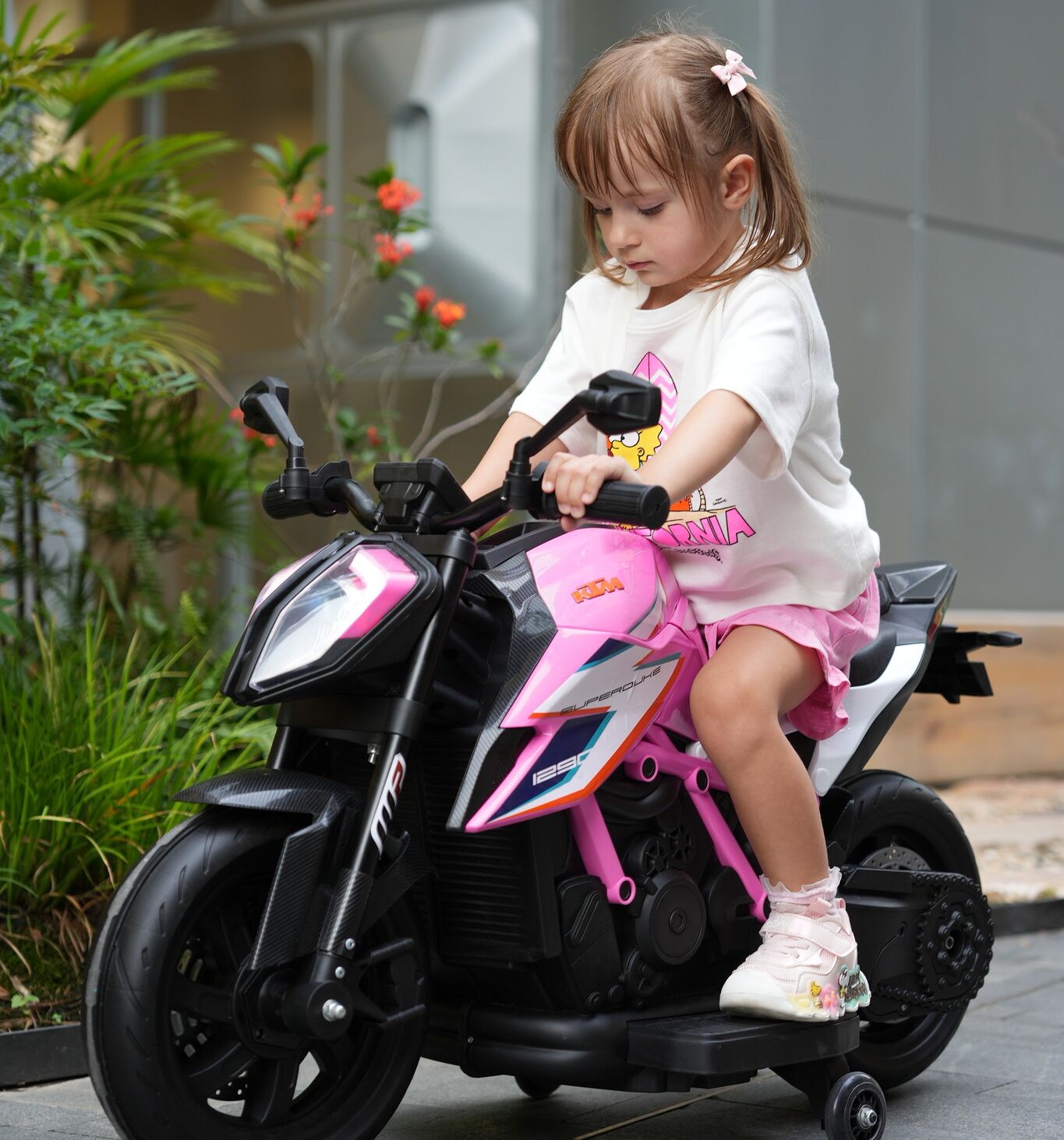 KTM 1290 Superduke 12V Roze