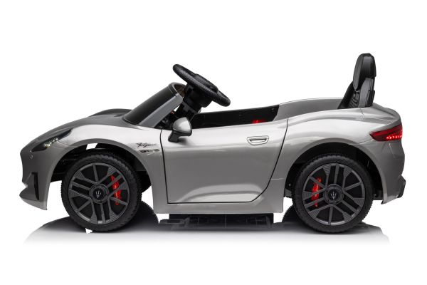 Maserati GranTurismo 12V Grey