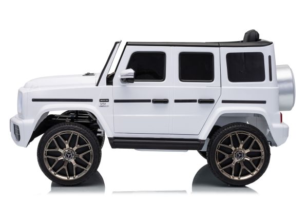 Mercedes G63 AMG 12V White