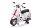 Vespa Sprint, 12 volt elektrische scooter met muziek en meer!